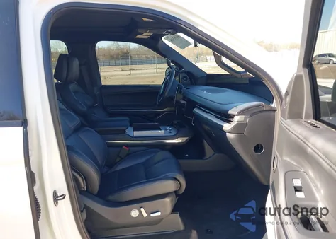 2025 Lincoln Navigator Reserve from USA, damaged, VIN 5LMJJ2LG5SEL00959